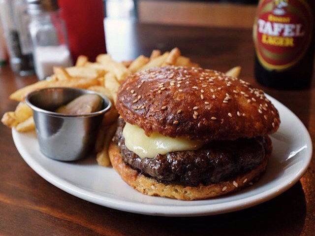Clarkes-burger.jpg