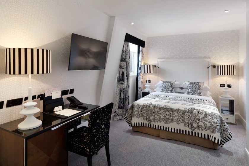 Mandeville Full Classic Lacroix